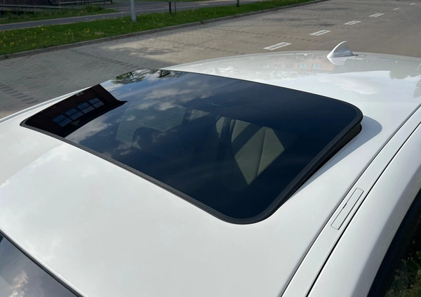 BMW Seria 1 cena 66500 przebieg: 98600, rok produkcji 2016 z Wrocław małe 379